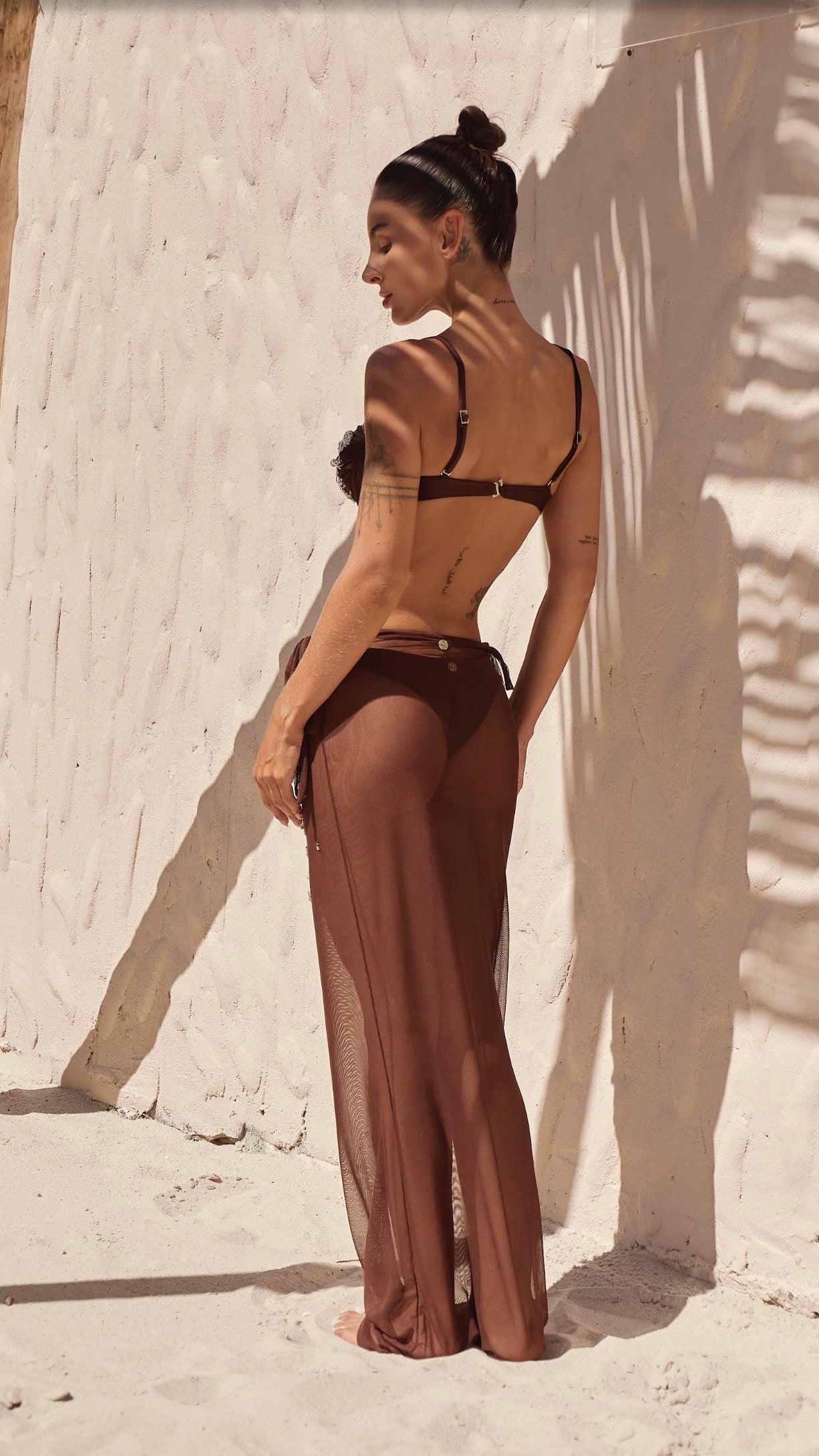 Saia Carmel Bordada - 3 cores disponíveis